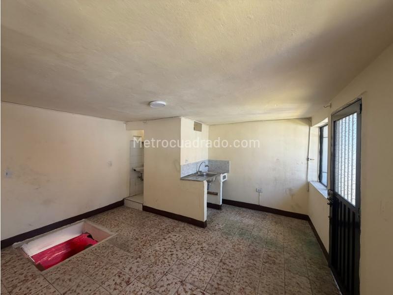 Local Comercial en Arriendo, Manchester, Bello - Vista 5