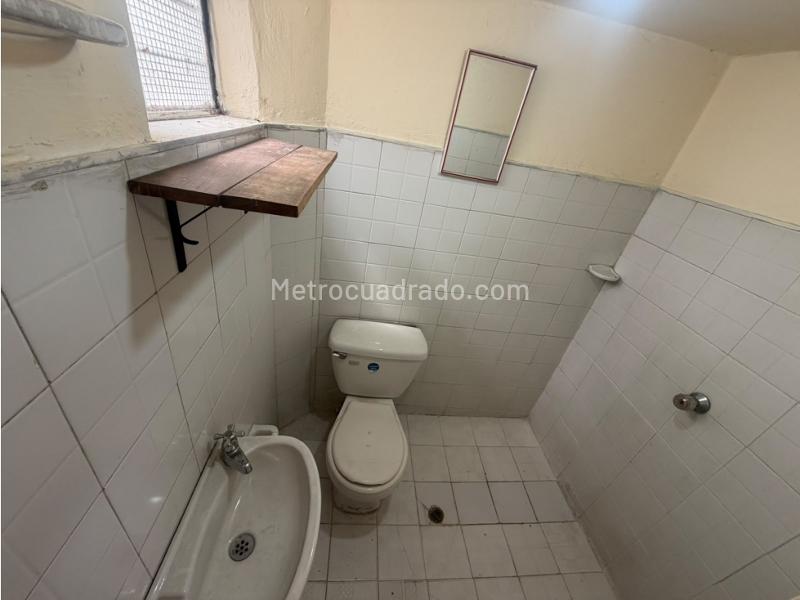 Local Comercial en Arriendo, Manchester, Bello - Más