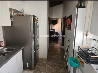 Apartamento de 2 alcobas en venta en Buenos Aires Medellin, Medellín, 84 m² · foto 8 de 13