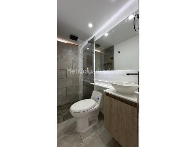 Apartamento en venta en La Milagrosa, Medellín · foto 12 de 20
