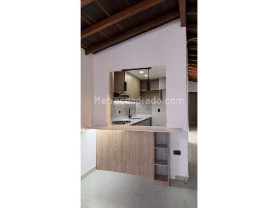 Apartamento en venta en La Milagrosa, Medellín · foto 4 de 20