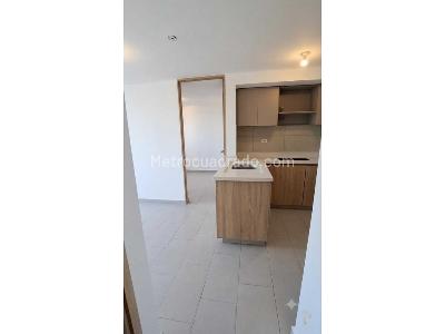 Apartamento de 2 alcobas en arriendo en Calasanz, Medellín, 50 m² · foto 2 de 16
