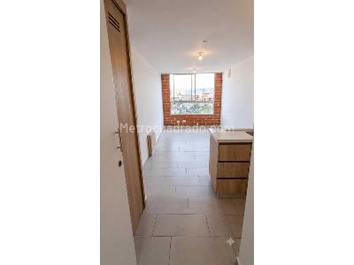 Apartamento de 2 alcobas en arriendo en Calasanz, Medellín, 50 m² · foto 3 de 16