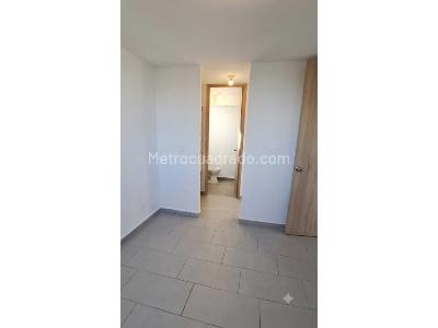Apartamento de 2 alcobas en arriendo en Calasanz, Medellín, 50 m² · foto 8 de 16