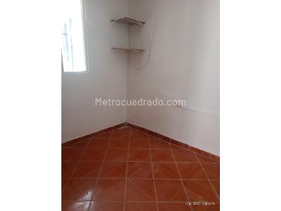 Casa de 5 alcobas en venta en Buenos Aires, Medellín, 40 m² · foto 4 de 20