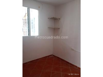 Casa de 5 alcobas en venta en Buenos Aires, Medellín, 40 m² · foto 6 de 20