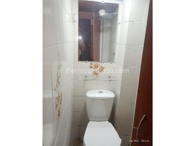 Casa de 5 alcobas en venta en Buenos Aires, Medellín, 40 m² · foto 8 de 20