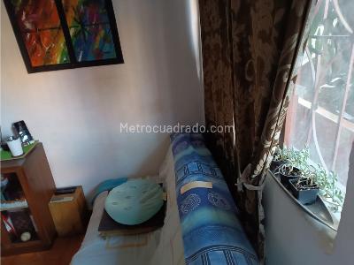 Casa de 5 alcobas en venta en Buenos Aires, Medellín, 40 m² · foto 10 de 20