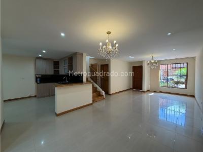 Casa de 3 alcobas en venta en Vereda Cimarrona, Rionegro, 120 m² · foto 2 de 20
