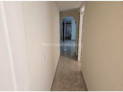 Apartamento de 2 alcobas en venta en Bombona 1, Medellín, 54 m² · foto 5 de 15