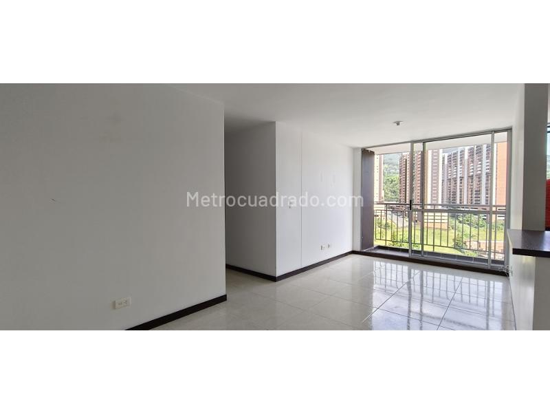 3BR Apartment in La Ferreria (66 m²) - 2