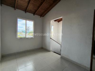 Apartamento de 2 alcobas en arriendo en La Colina, Rionegro, 702 m² · foto 9 de 19