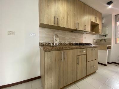 Apartamento de 3 alcobas en arriendo en San Diego, Medellín, 55 m² · foto 2 de 17