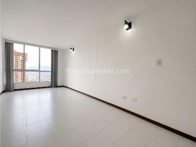 Apartamento de 3 alcobas en arriendo en San Diego, Medellín, 55 m² · foto 4 de 17