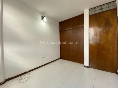 Apartamento de 3 alcobas en arriendo en San Diego, Medellín, 55 m² · foto 10 de 17