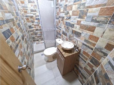 Casa de 4 alcobas en venta en Manrique, Medellín, 145 m² · foto 20 de 20