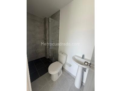 Apartaestudio en venta en Buenos Aires, Medellín, 70 m² · foto 8 de 11