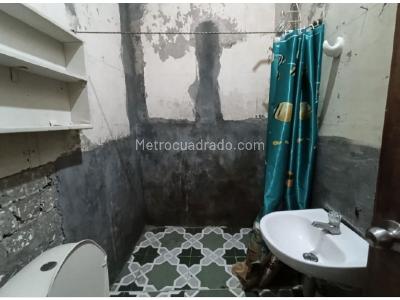 Casa de 5 alcobas en venta en Villa Hermosa, Medellín, 121 m² · foto 13 de 15