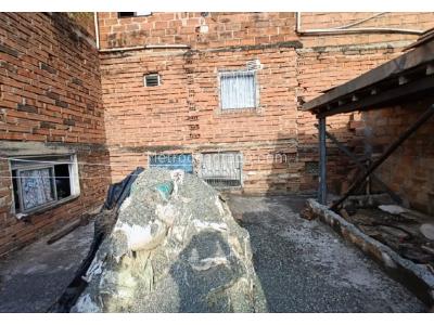 Casa de 5 alcobas en venta en Villa Hermosa, Medellín, 121 m² · foto 14 de 15