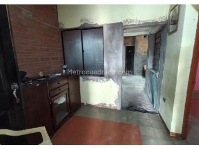 Casa de 5 alcobas en venta en Villa Hermosa, Medellín, 121 m² · foto 4 de 15