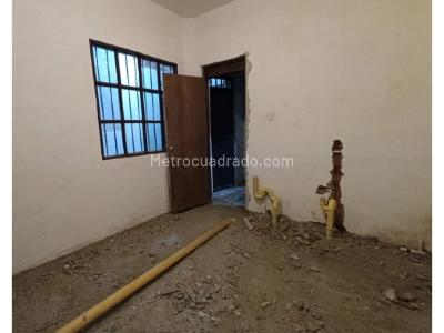 Casa de 5 alcobas en venta en Villa Hermosa, Medellín, 121 m² · foto 7 de 15