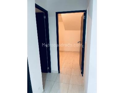 Casa de 4 alcobas en venta en Buenos Aires, Medellín, 90 m² · foto 9 de 10