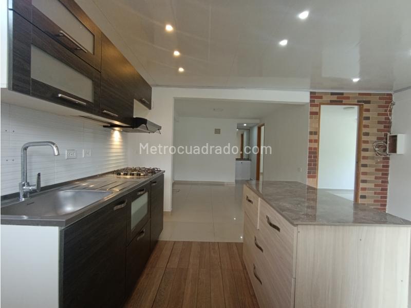 Piso – Bello - Vista 3