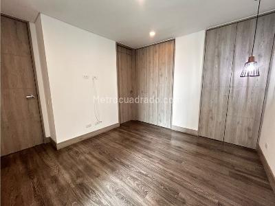 Apartamento de 2 alcobas en arriendo en Laureles, Medellín, 70 m² · foto 7 de 11