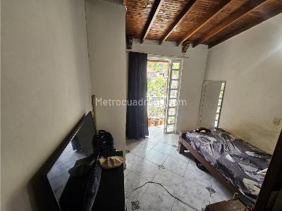 Casa de 3 alcobas en venta en Buenos Aires, Medellín, 90 m² · foto 10 de 19