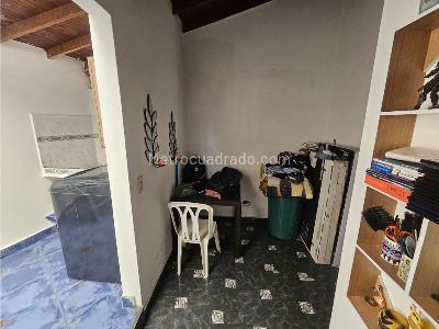 Casa de 3 alcobas en venta en Buenos Aires, Medellín, 90 m² · foto 5 de 19