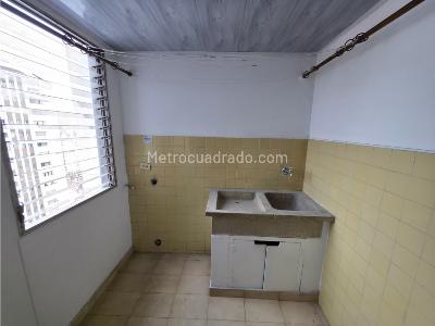 Casa de 2 alcobas en arriendo en Centro, Medellín, 90 m² · foto 7 de 20