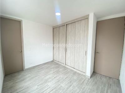 Apartamento de 3 alcobas en arriendo en Belen La Palma, Medellín, 80 m² · foto 6 de 12