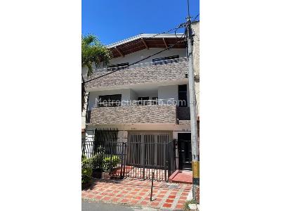 Apartamento en venta en Belen Miravalle, Medellín · foto 2 de 12