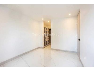 Apartamento en arriendo en Loma De San Jose, Sabaneta · foto 7 de 13