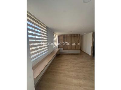 Apartamento de 2 alcobas en arriendo en Loma De San Jose, Sabaneta, 72 m² · foto 3 de 11