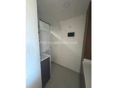 Apartamento de 2 alcobas en arriendo en Loma De San Jose, Sabaneta, 72 m² · foto 4 de 11
