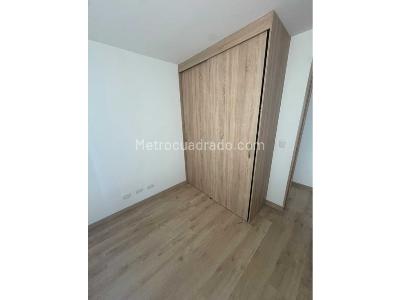 Apartamento de 2 alcobas en arriendo en Loma De San Jose, Sabaneta, 72 m² · foto 10 de 11