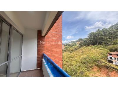 Apartamento en arriendo en Las Lomitas, Sabaneta · foto 3 de 14