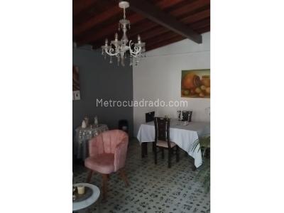 Casa de 4 alcobas en venta en Buenos Aires, Medellín, 92 m² · foto 4 de 11