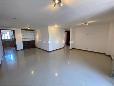 Apartamento en arriendo en Laureles, Medellín · foto 5 de 15