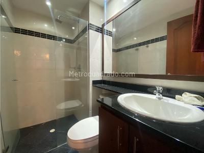 Apartamento en arriendo en Laureles, Medellín · foto 6 de 15