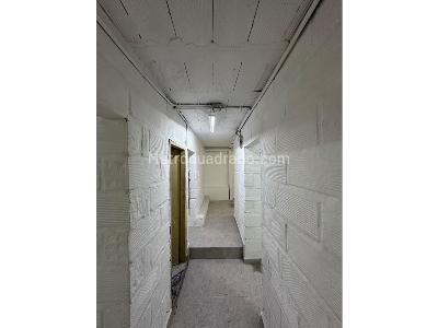 Casa de 2 alcobas en venta en La Milagrosa, Medellín, 46 m² · foto 2 de 16