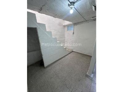 Casa de 2 alcobas en venta en La Milagrosa, Medellín, 46 m² · foto 10 de 16