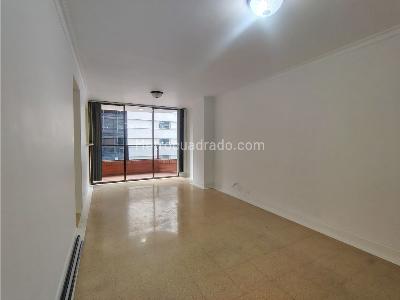 Apartamento de 2 alcobas en arriendo en Agucatala, Medellín, 68 m² · foto 3 de 12