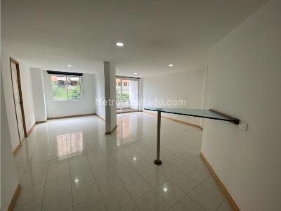 Apartaestudio en arriendo en Loma Del Indio, Medellín, 50 m² · foto 5 de 14