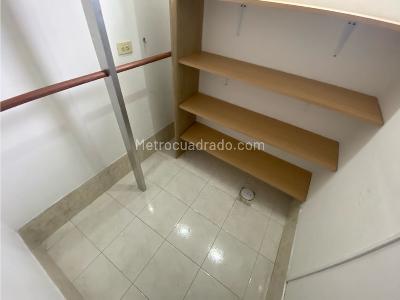 Apartaestudio en arriendo en Loma Del Indio, Medellín, 50 m² · foto 10 de 14