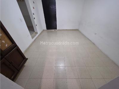 Apartaestudio en arriendo en La Milagrosa, Medellín, 40 m² · foto 9 de 13