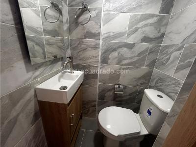 Apartamento de 3 alcobas en arriendo en Robledo Pajarito, Medellín, 70 m² · foto 11 de 14