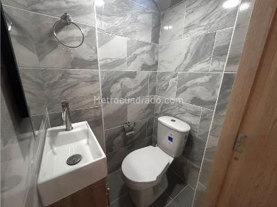 Apartamento de 3 alcobas en arriendo en Robledo Pajarito, Medellín, 70 m² · foto 12 de 14