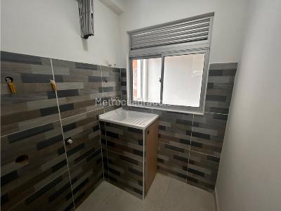 Apartamento de 3 alcobas en arriendo en Robledo Pajarito, Medellín, 70 m² · foto 13 de 14